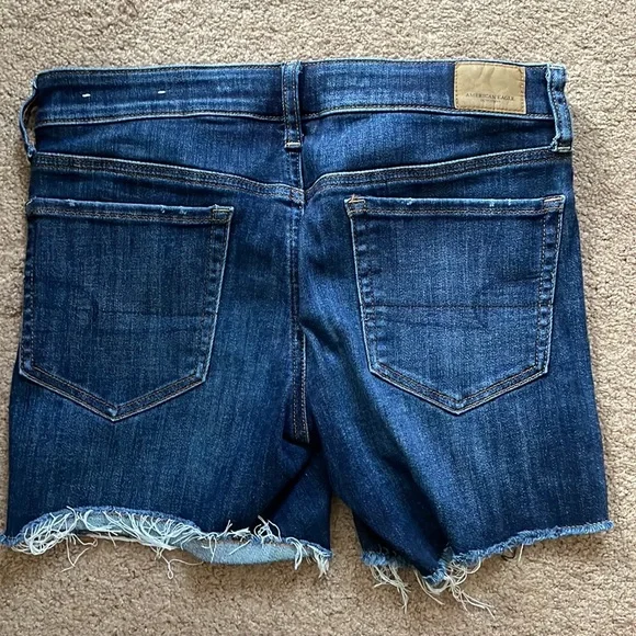 American Eagle Dark Wash Jean Shorts - Picture 2 of 4